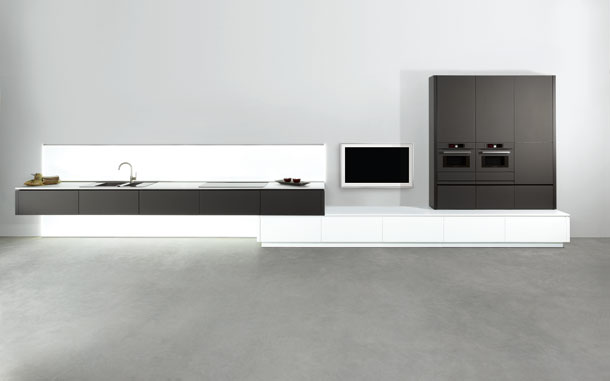 Eurocucina 2010 : toute l'élégance des cuisines en verre ... Inspiration En Verre de table cuisine