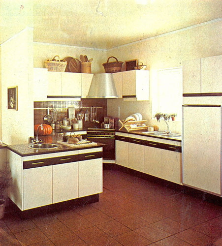 Arthur Bonnet en 1978-cuisine équipée